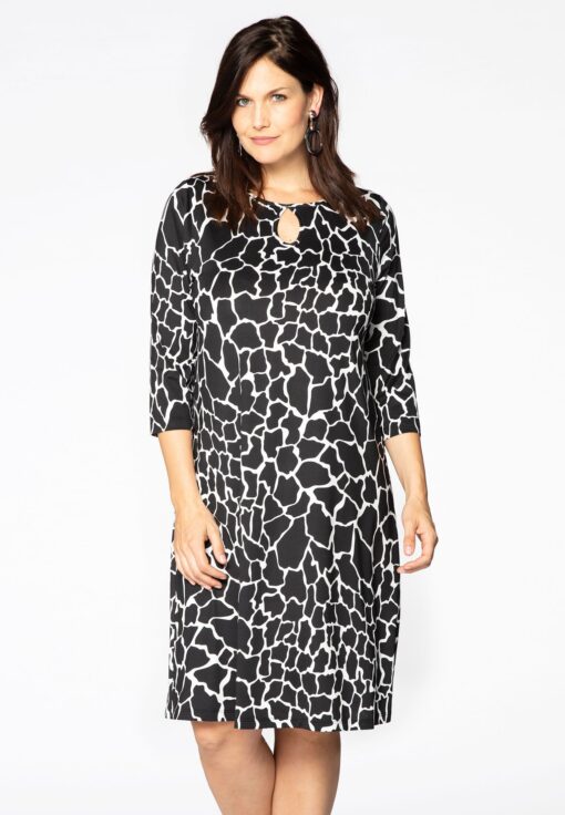 Yoek Jurk wide bottom | Zwart | Maat 58/60