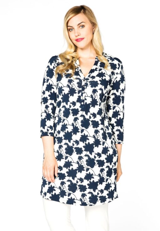 Yoek Tuniek met knoopjes CLAUDIA | Wit | Maat 58/60