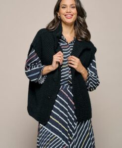 Isra Vest Zwart