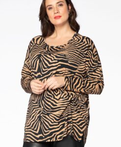 Yoek Shirt met knoopdetail | Bruin | Maat 46/48
