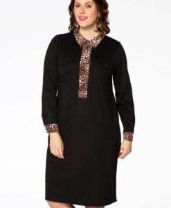 Yoek Jurk met panterprint details | Zwart | Maat 50/52
