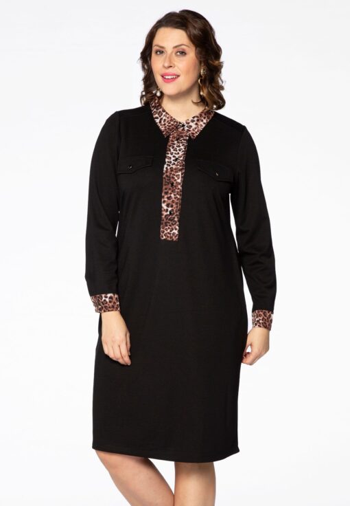 Yoek Jurk met panterprint details | Zwart | Maat 50/52