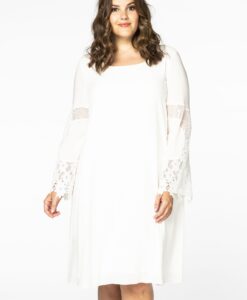 Yoek Jurk met kanten details | Wit | Maat 42/44