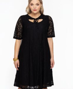 Yoek Jurk A-lijn met cut-out | Zwart | Maat 38/40